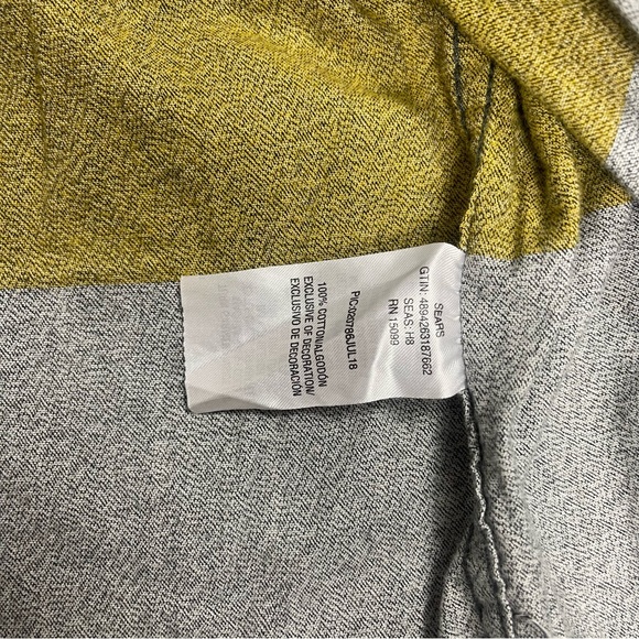 Amplify Boys Button Down Sweater Size XL (18-20) - Picture 4 of 5